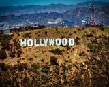 Poznaj gwiazdy mieszkające w Hollywood: lista najsłynniejszych rezydencji